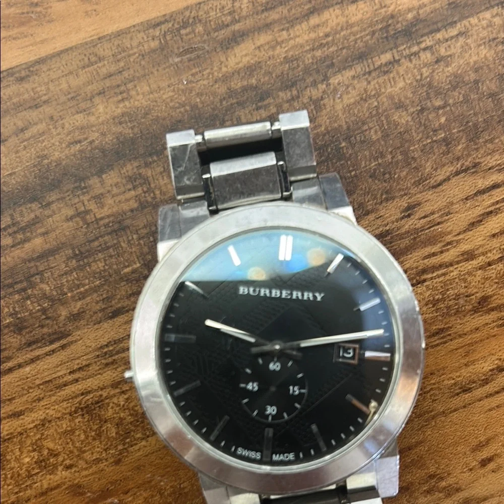 Burberry Silver and Black Men's Watch - Picture 6 of 6